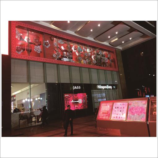 櫥窗圍擋案例